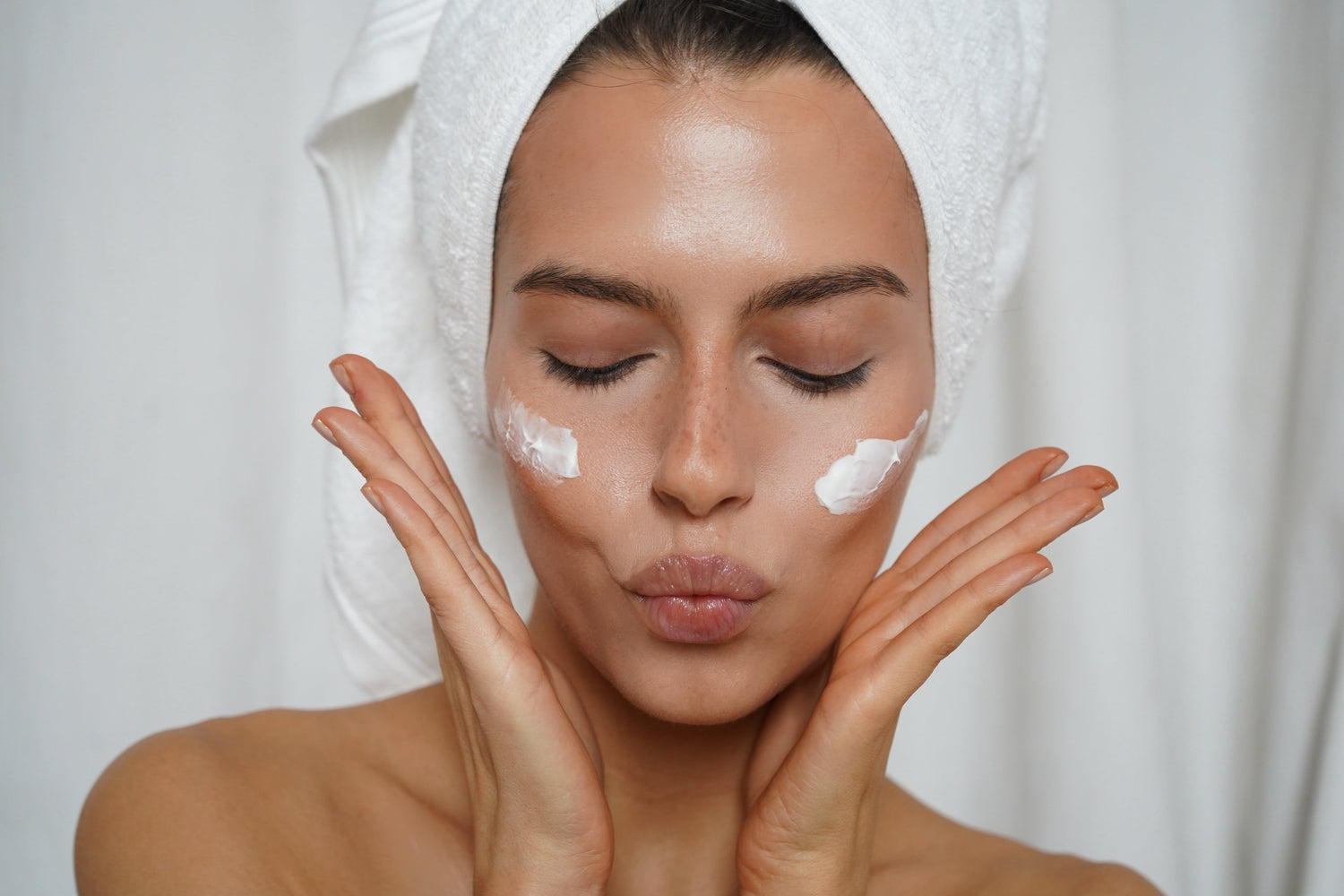 Global Skincare Trends: How Krayna is Shaping the Future of Beauty
